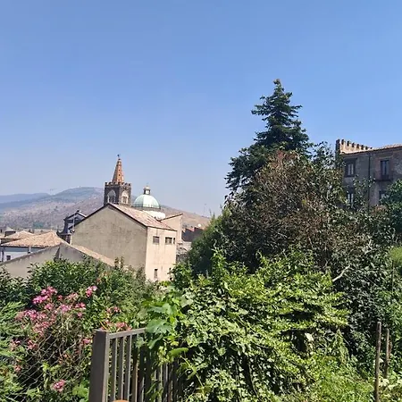 Palazzo A Pochi Minuti Dal Centro Storico Homestay Randazzo