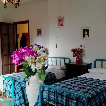 Palazzo A Pochi Minuti Dal Centro Storico Homestay
